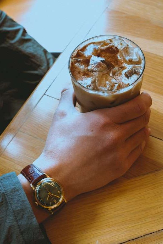 Making a refreshing and easy iced coffee at home is such a quick fix for a hot summer afternoon drowsy.